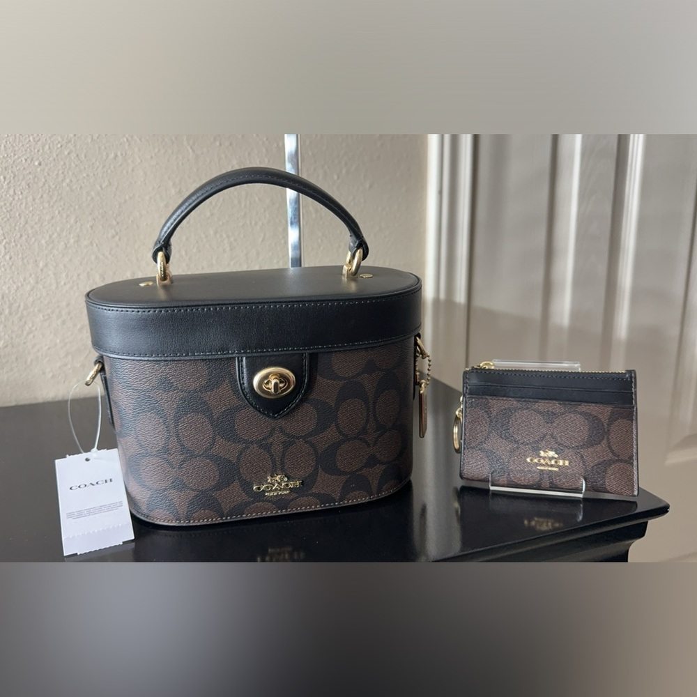 Coach Kay Crossbody In Signature Canvas With Coach Skinny ID Cardholder